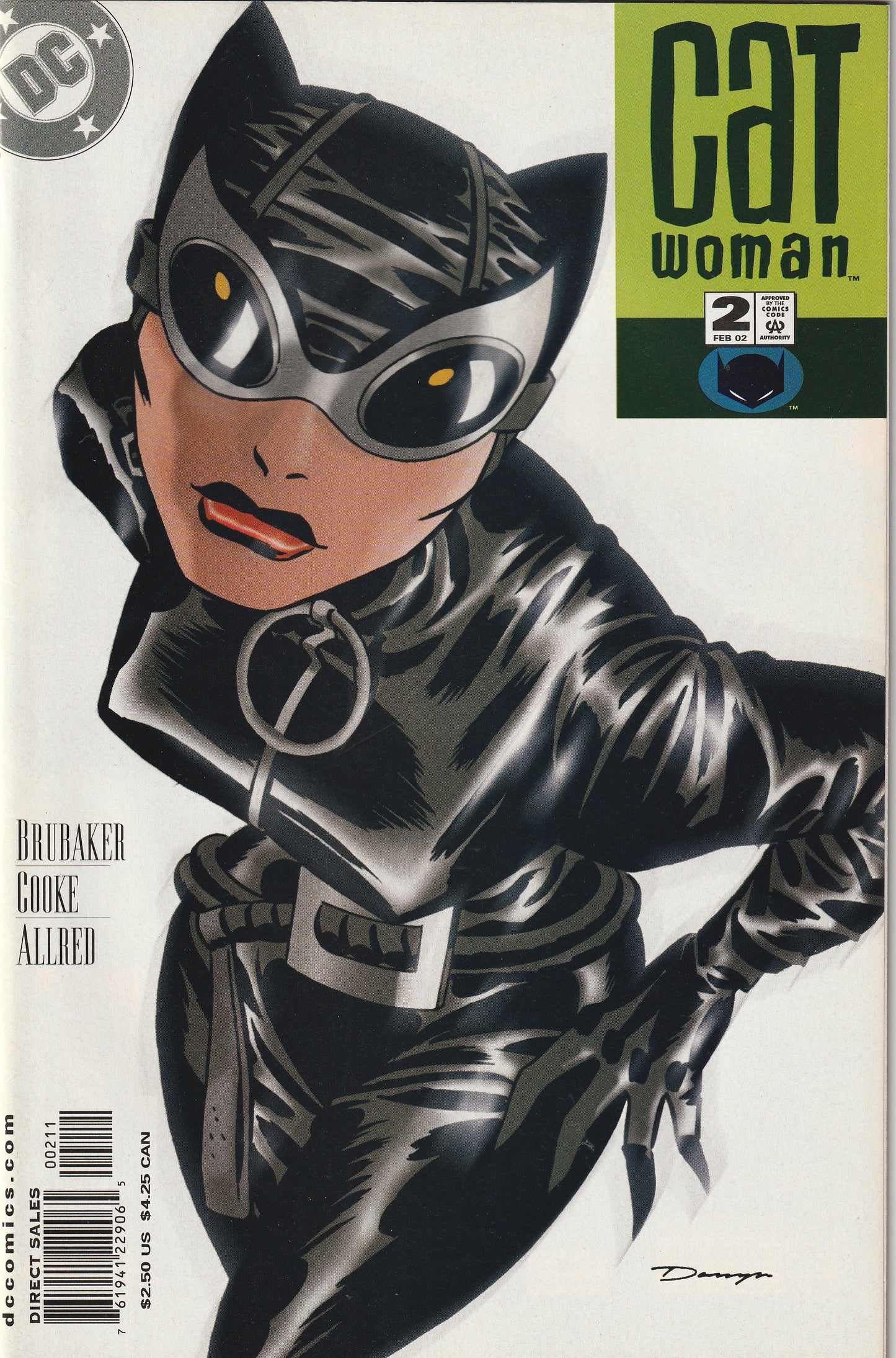 Catwoman #2 (2002) - Ed Brubaker, Mike Allred, Darwyn Cooke
