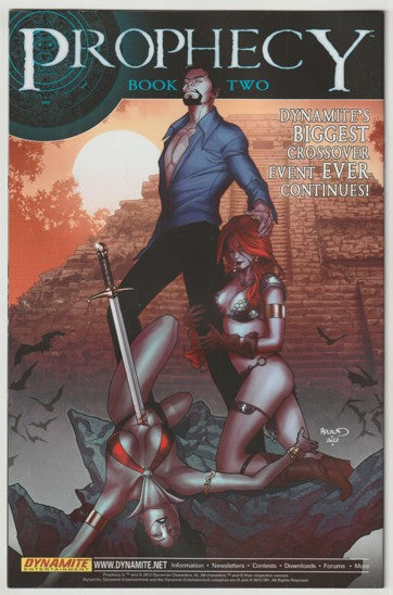 Vampirella #17 (Vol 1, 2012) - Ale Garza cover