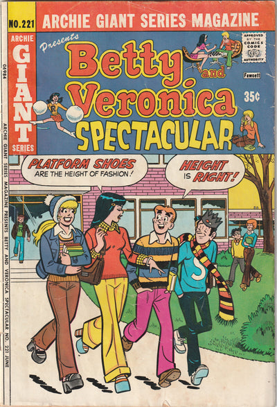 Archie Giant Series Magazine Presents Betty and Veronica Spectacular #221 (1974)