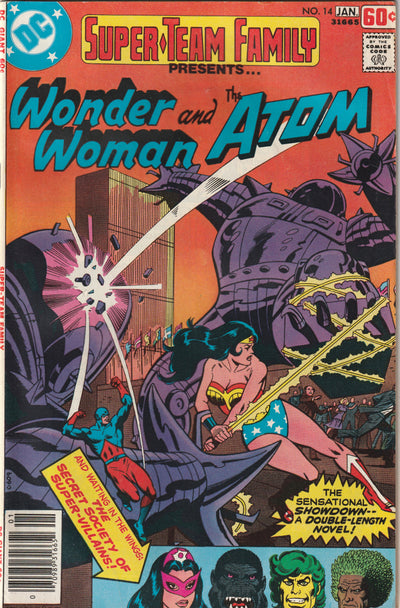 Super-Team Family #14 (1977) Giant - Featuring Wonder Woman & The Atom
